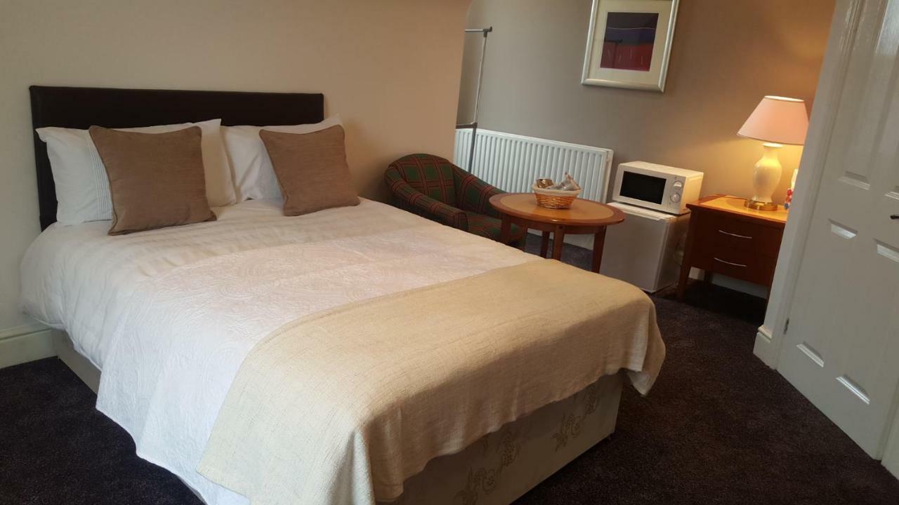 Haya Guest House Олдбъри Екстериор снимка