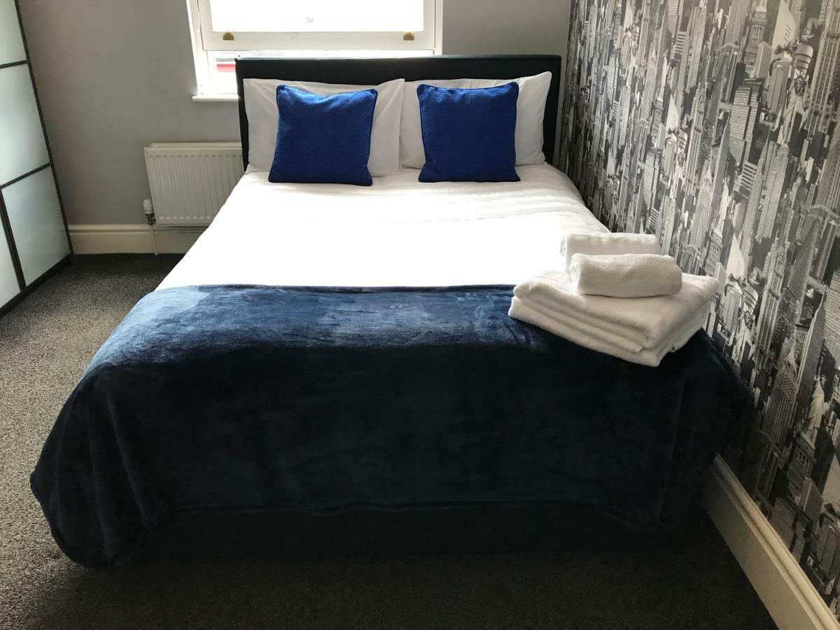Haya Guest House Олдбъри Екстериор снимка